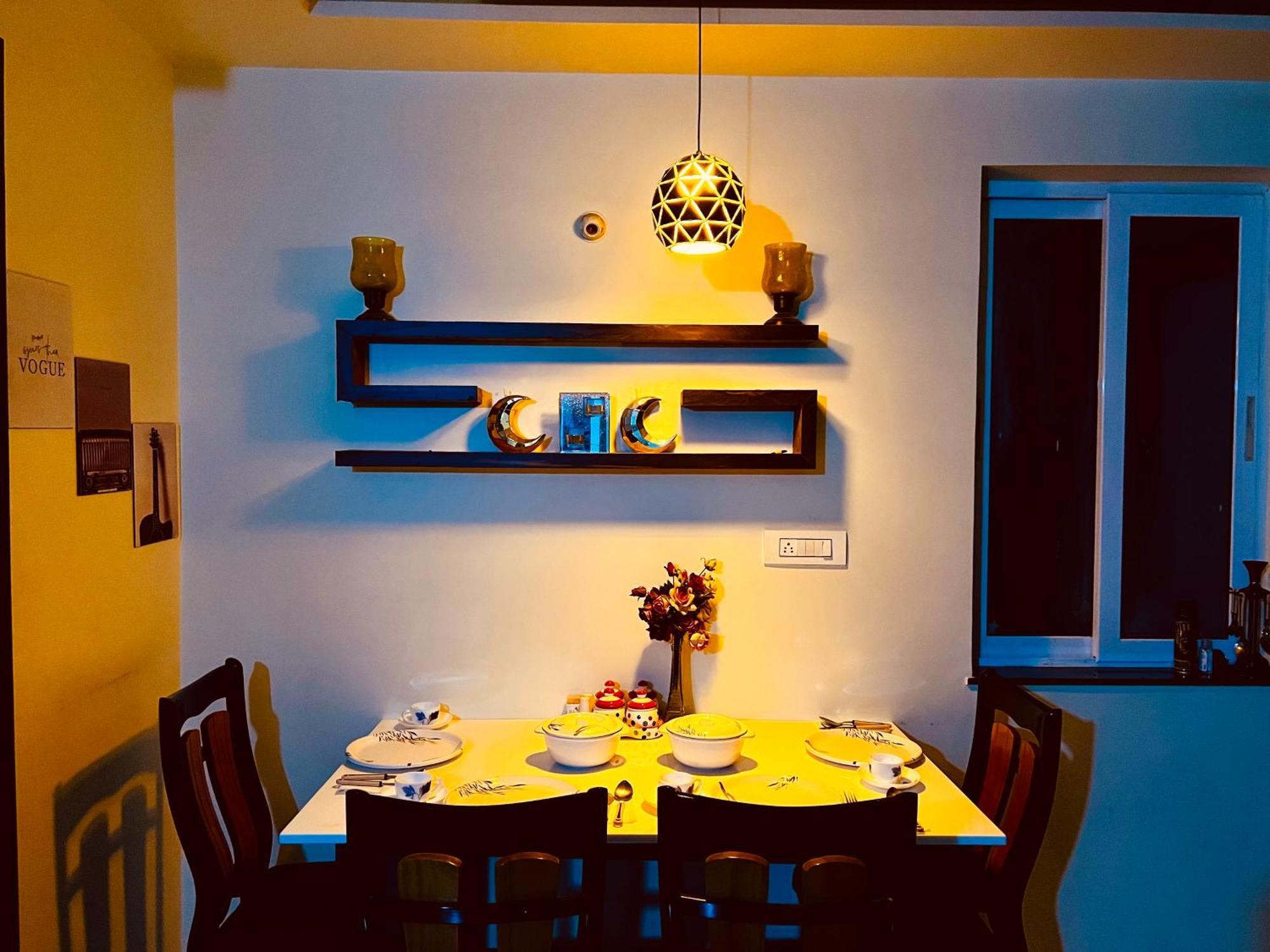 7 Seasons Palm Suite With Sky Orbit, Balcony, Swimming Pool, Wifi, Playground Rajkot Buitenkant foto
